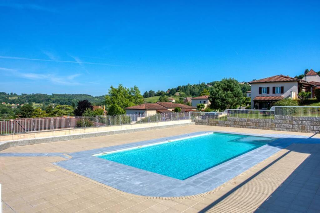 Sarlat - 24 - L'Appartement D'Euphe Avec Piscine Exterior photo